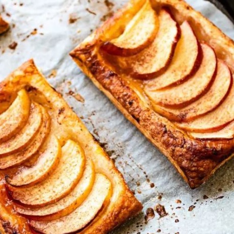 POSTRE: Hojaldre de manzana