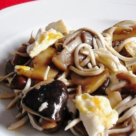 Revuelto de gulas &...