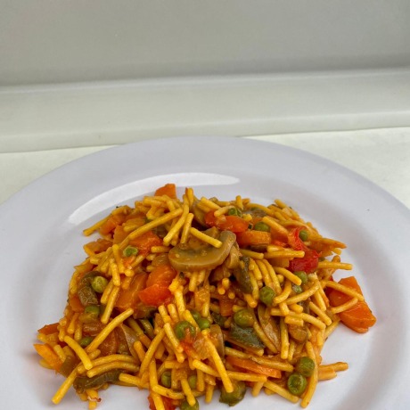 LIGERO: Fideos estofados...